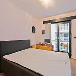 In Near Belgium Pier Apartmán