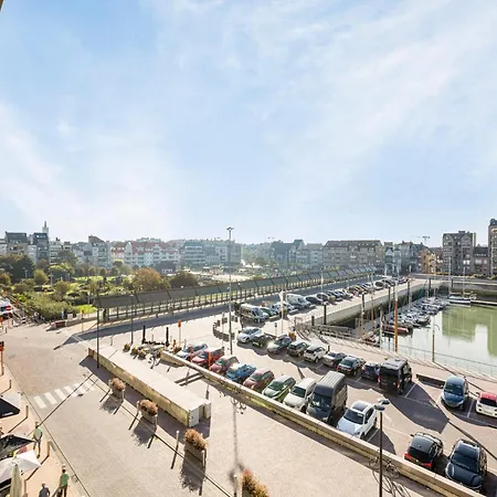 شقة In Near Belgium Pier
