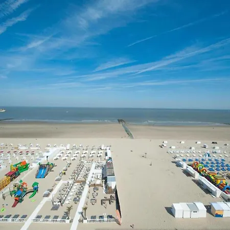In Near Belgium Pier Apartment Blankenberge